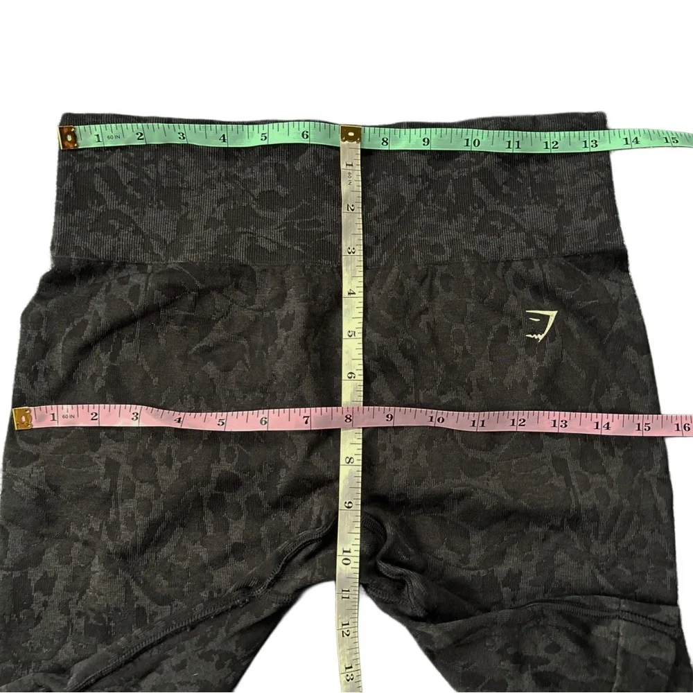 Gymshark Black Adapt Animal Seamless Cycling Shorts Size Small